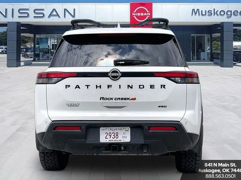Used 2025 Nissan Pathfinder Rock Creek AWD/4WD image 6