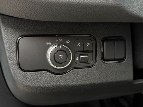 Used 2020 Mercedes-Benz Sprinter 3500 image 16