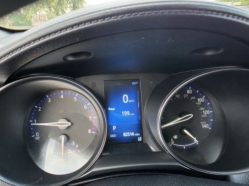 Used 2018 Toyota C-HR XLE FWD image 37
