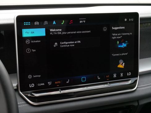 Used 2025 Volkswagen Tiguan SE AWD/4WD image 22