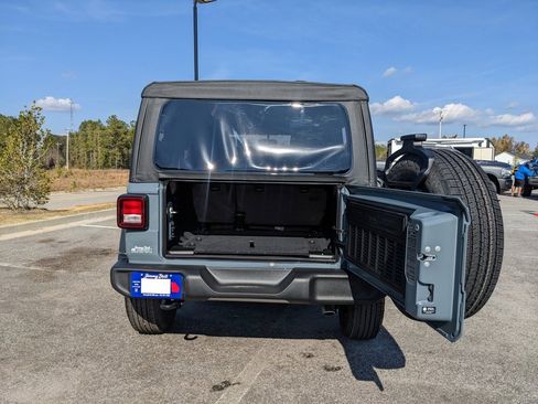 New 2026 Jeep Wrangler Sport image 39