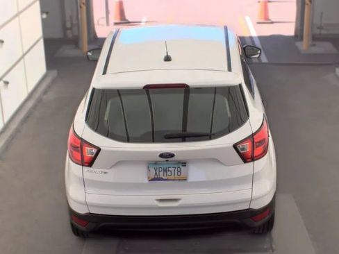 Used 2019 Ford Escape S FWD image 4