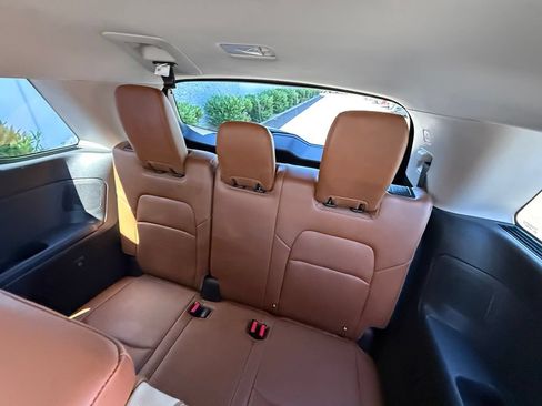 New 2026 Nissan Pathfinder Platinum w/ Cargo Package AWD/4WD image 17