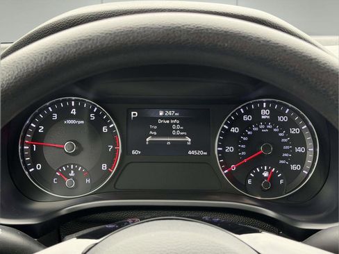 Used 2024 Kia Forte LXS FWD image 9