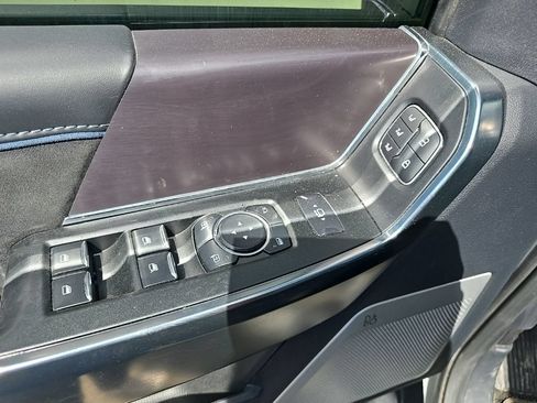Used 2026 Ford F250 Platinum AWD/4WD image 9