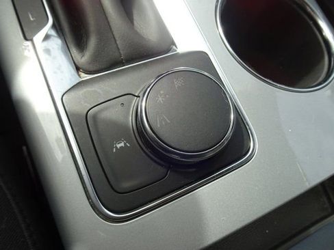 Used 2024 Chevrolet Blazer LT w/ Convenience Package FWD image 19