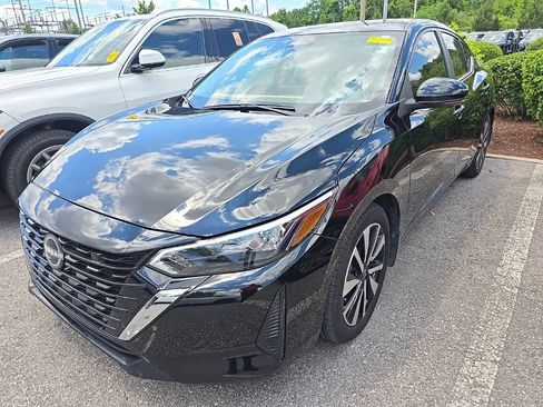 Used 2024 Nissan Sentra SV w/ SV Premium Package FWD image 4