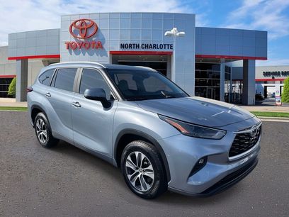 Used 2023 Toyota Highlander XLE