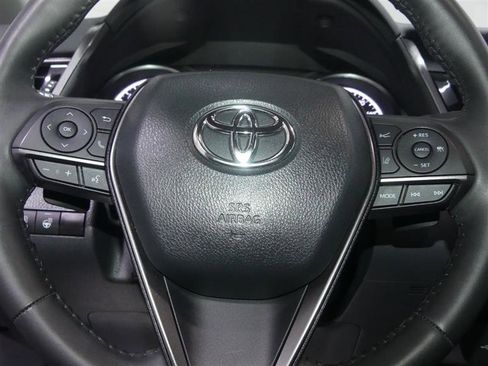 Used 2024 Toyota Camry SE w/ Cold Weather Package FWD image 31