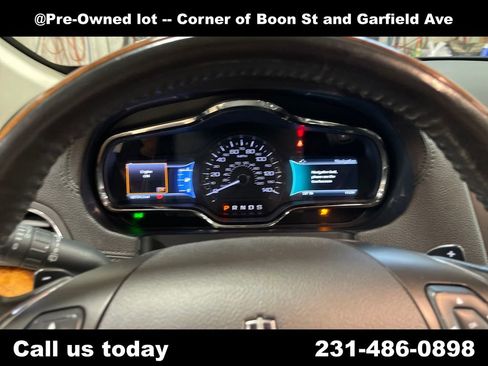 Used 2014 Lincoln MKT AWD w/ Equipment Group 201A image 21