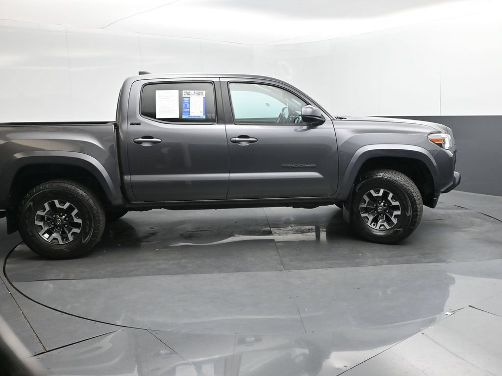 Used 2021 Toyota Tacoma SR5 RWD image 29