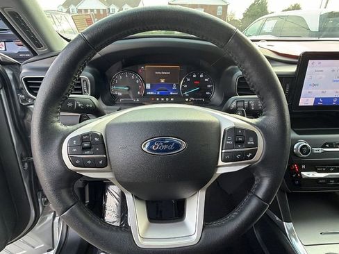 Used 2020 Ford Explorer Limited w/ Class III Trailer Tow Package image 26