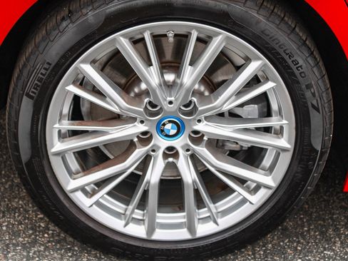 Certified 2024 BMW 330e RWD image 11