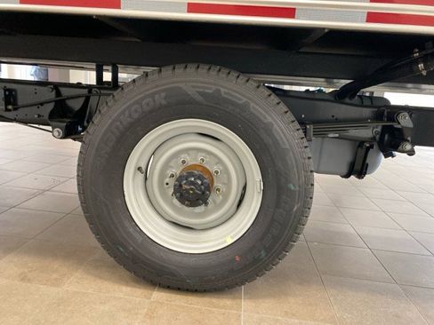 New 2024 Ford E-350 and Econoline 350 Super Duty w/ Power Windows & Locks Group image 29