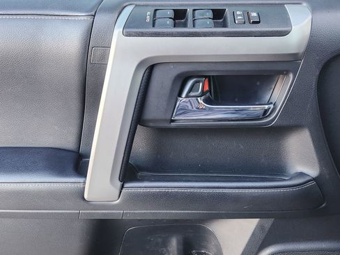 Used 2023 Toyota 4Runner SR5 image 27