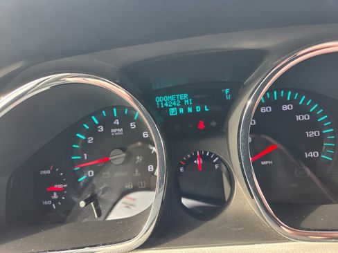 Used 2011 Chevrolet Traverse LT w/ Personal Connectivity Package image 14