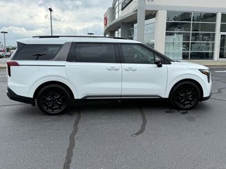 New 2026 Kia Carnival SX Prestige video 2