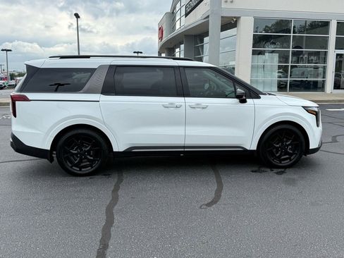 New 2026 Kia Carnival SX Prestige image 2