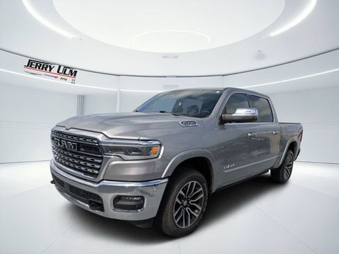 Used 2025 RAM 1500 Limited AWD/4WD image 8