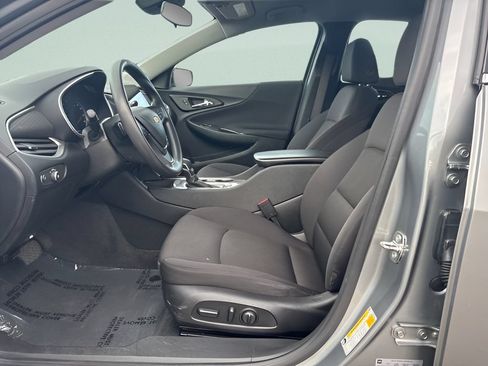 Used 2024 Chevrolet Malibu LT FWD image 13