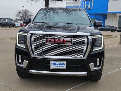 Used 2023 GMC Yukon Denali image 2