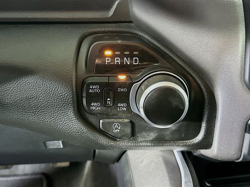 Used 2022 RAM 1500 Big Horn image 25