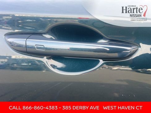 Used 2024 Genesis G70 2.5T RWD image 11