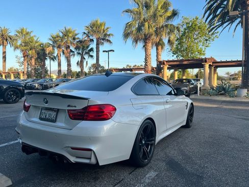 Used 2015 BMW M4 Coupe RWD image 4