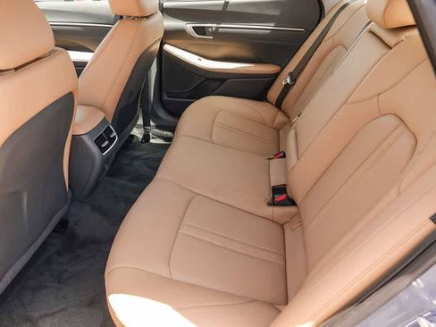 Used 2024 Hyundai Sonata Limited FWD image 17