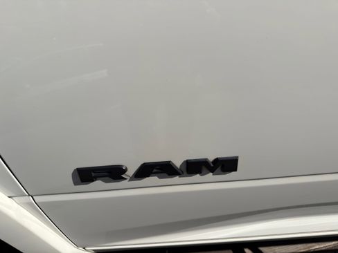 Used 2021 RAM 2500 Laramie w/ Night Edition image 41