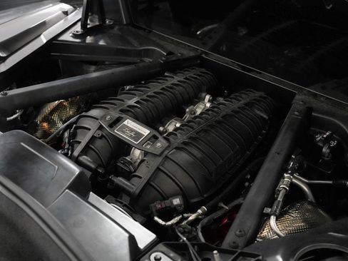 Used 2025 Chevrolet Corvette Z06 RWD image 33