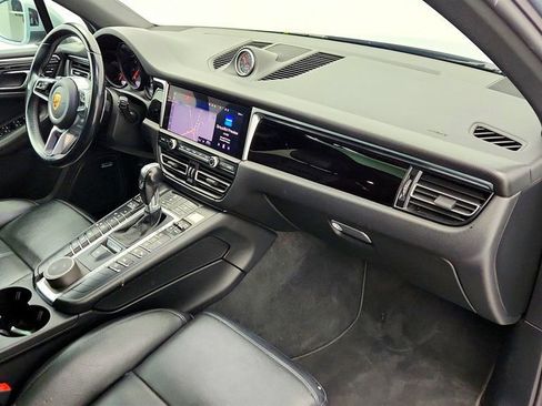 Used 2020 Porsche Macan image 26