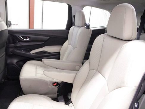 Used 2025 Subaru Ascent Premium AWD/4WD image 16
