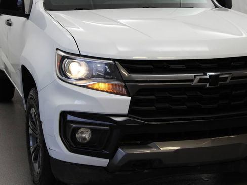 Used 2022 Chevrolet Colorado Z71 AWD/4WD image 4