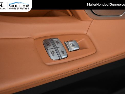 Used 2020 BMW 750i xDrive w/ Executive Package image 43