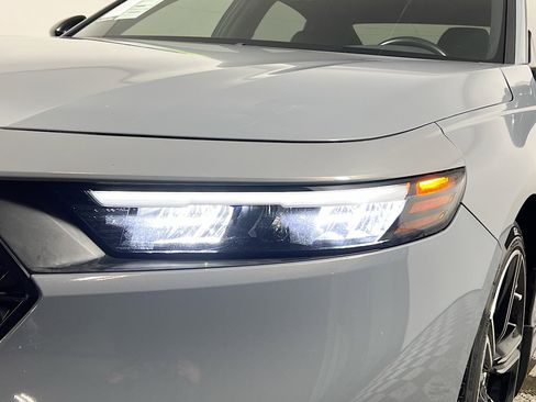 Used 2023 Honda Accord Sport image 12