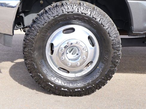 Used 2019 Ford F350 Lariat w/ Lariat Ultimate Package image 14