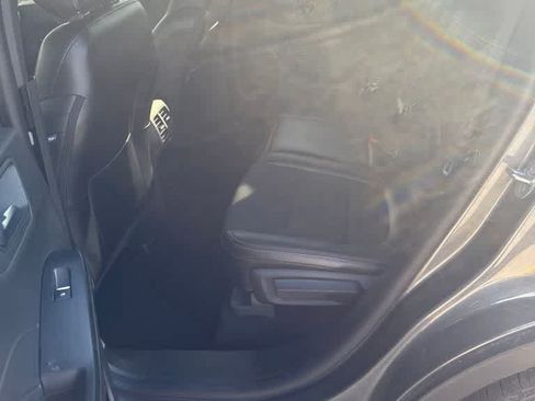 Used 2025 Ford Escape ST-Line FWD image 11