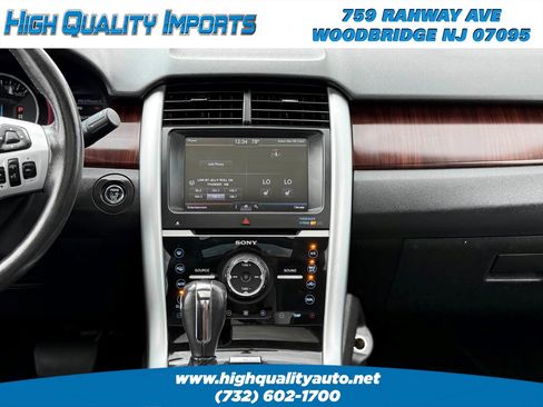 Used 2014 Ford Edge Limited w/ Equipment Group 301A AWD/4WD image 30