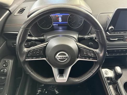 Used 2021 Nissan Altima 2.5 SR FWD image 23