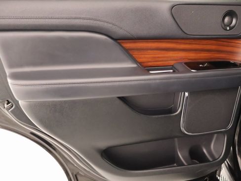 Certified 2024 Lincoln Navigator Reserve image 19