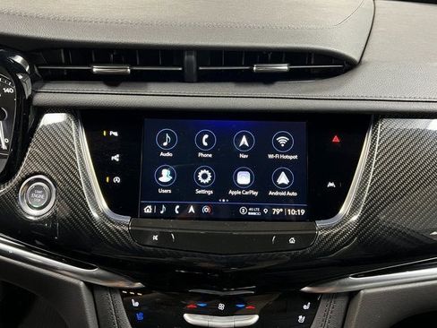 New 2025 Cadillac XT6 Sport w/ Technology Package image 15