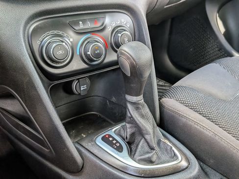 Used 2015 Dodge Dart SXT FWD image 20