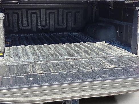 Used 2022 Ford Ranger XLT w/ Equipment Group 302A High image 9