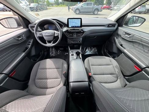Used 2025 Ford Escape Active AWD/4WD image 14