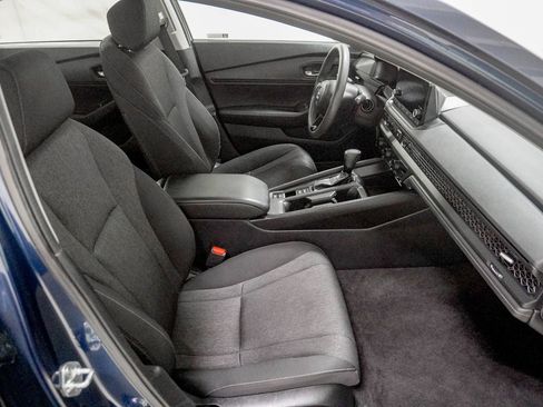 Used 2024 Honda Accord EX image 31
