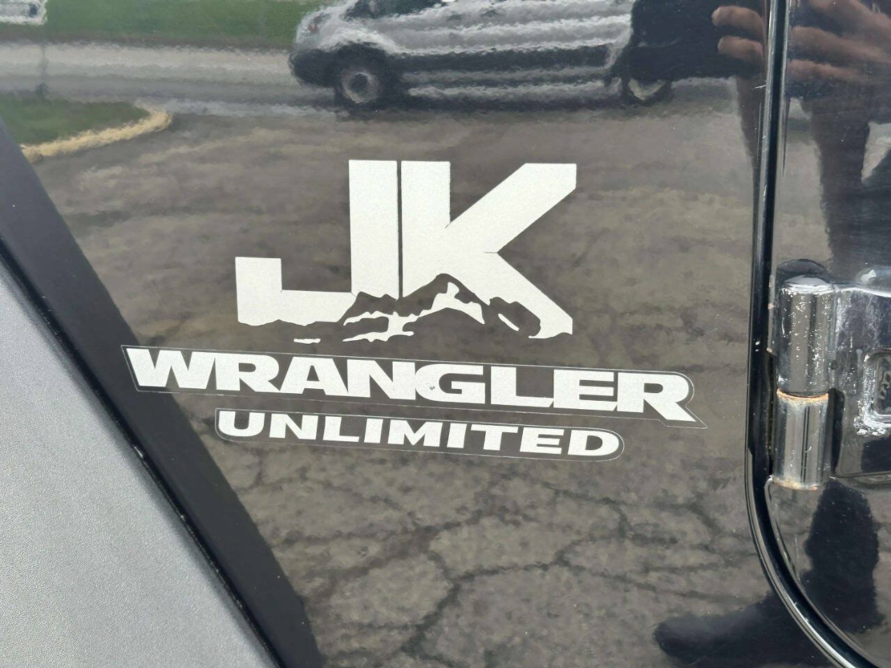 Used 2015 Jeep Wrangler Unlimited Rubicon w/ Dual Top Group AWD/4WD image 34