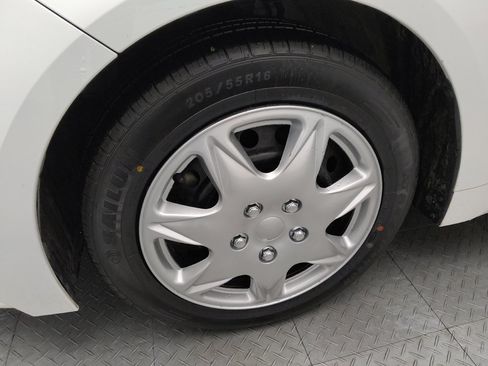 Used 2022 Toyota Corolla LE FWD image 31