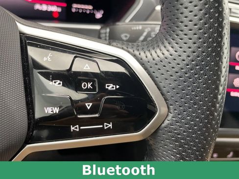 Used 2022 Volkswagen Tiguan SE R-Line image 27