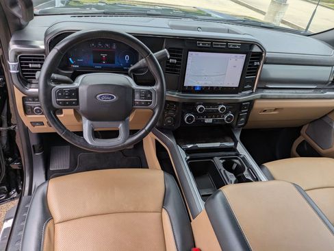 Used 2023 Ford F250 Lariat w/ Chrome Package AWD/4WD image 13